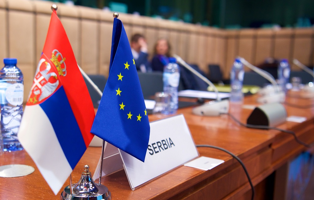 Serbia rrezikon liberalizimin e vizave